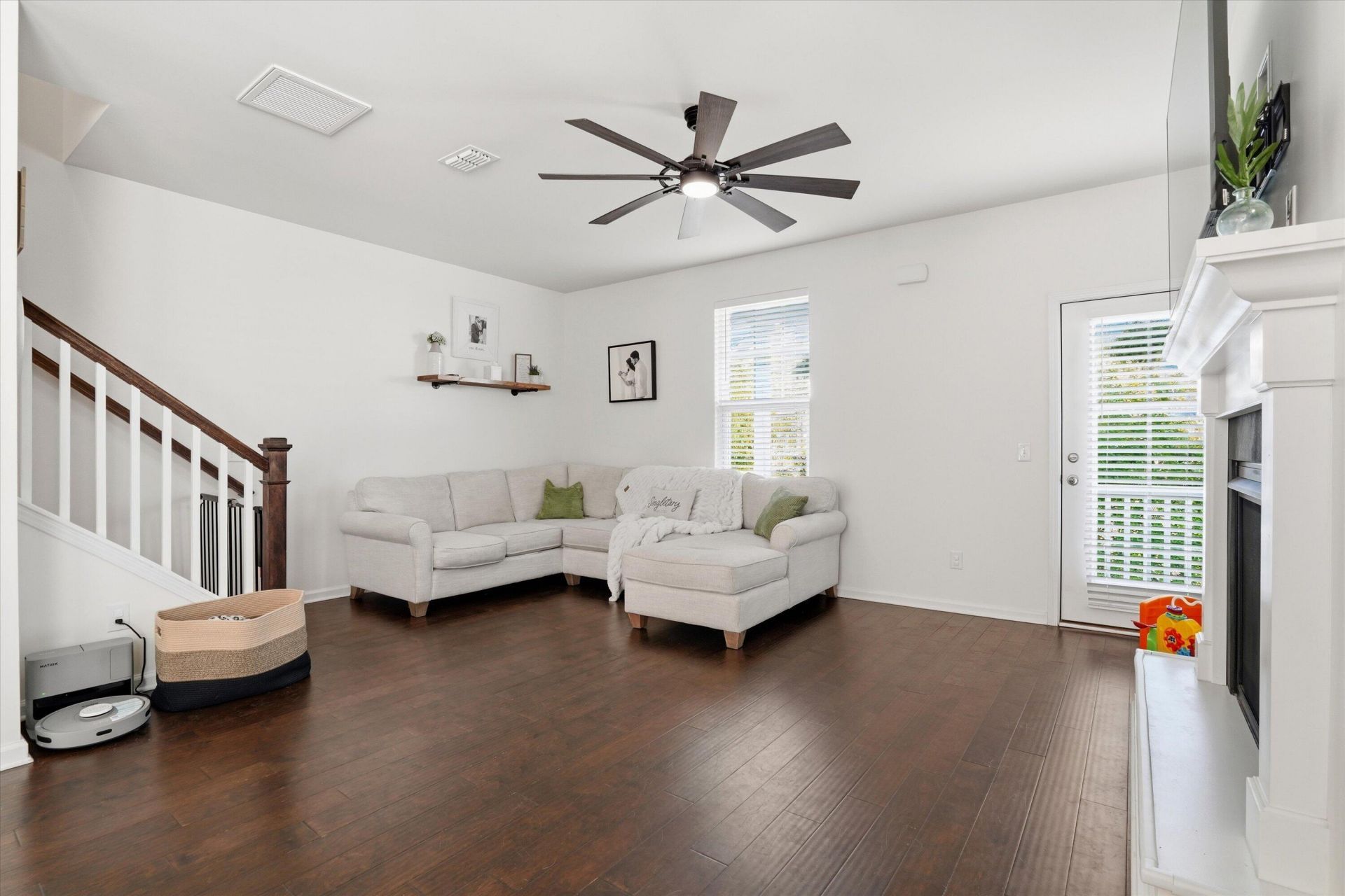 137 Rowans Creek Drive Photo 12