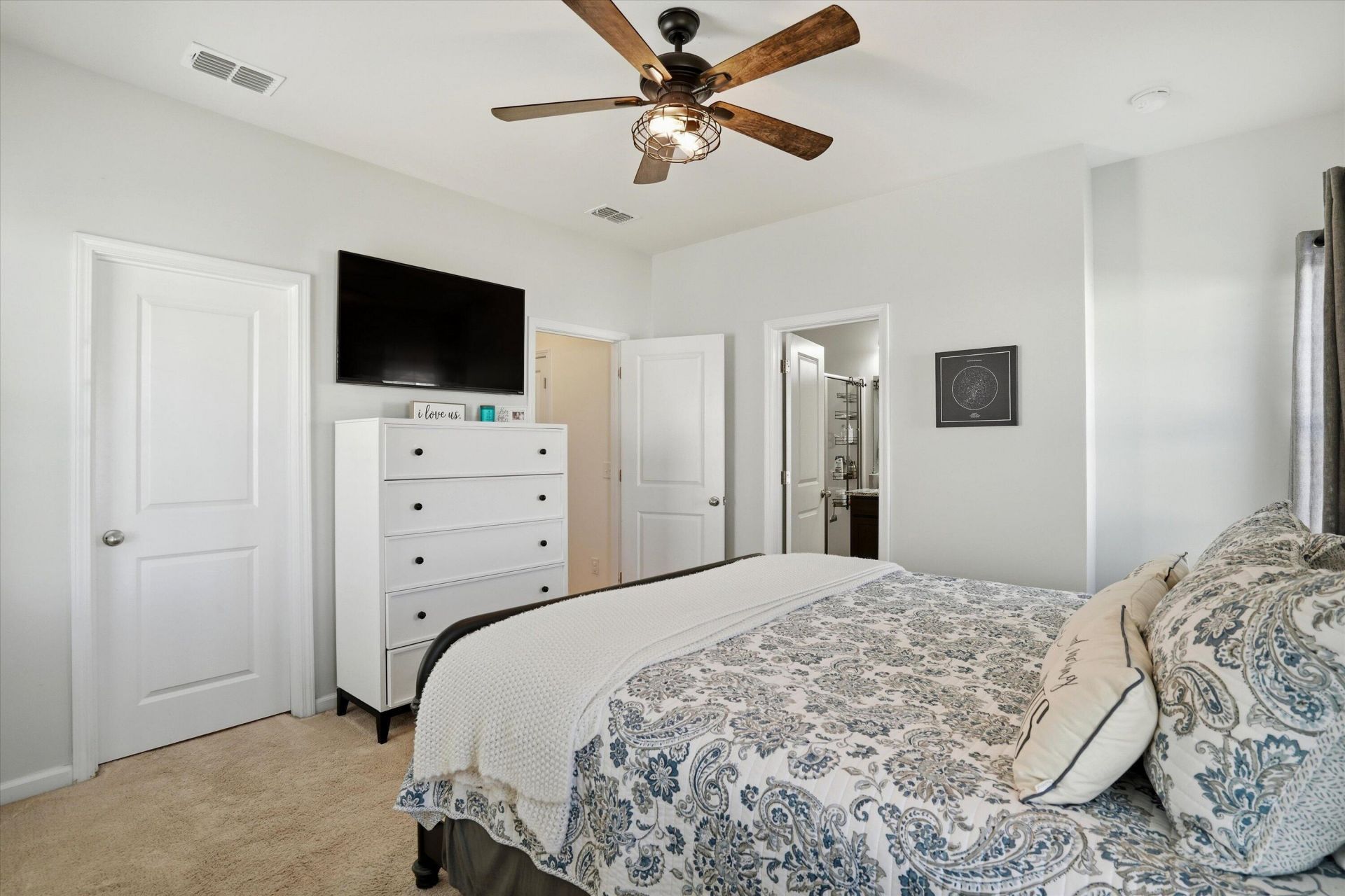 137 Rowans Creek Drive Photo 16