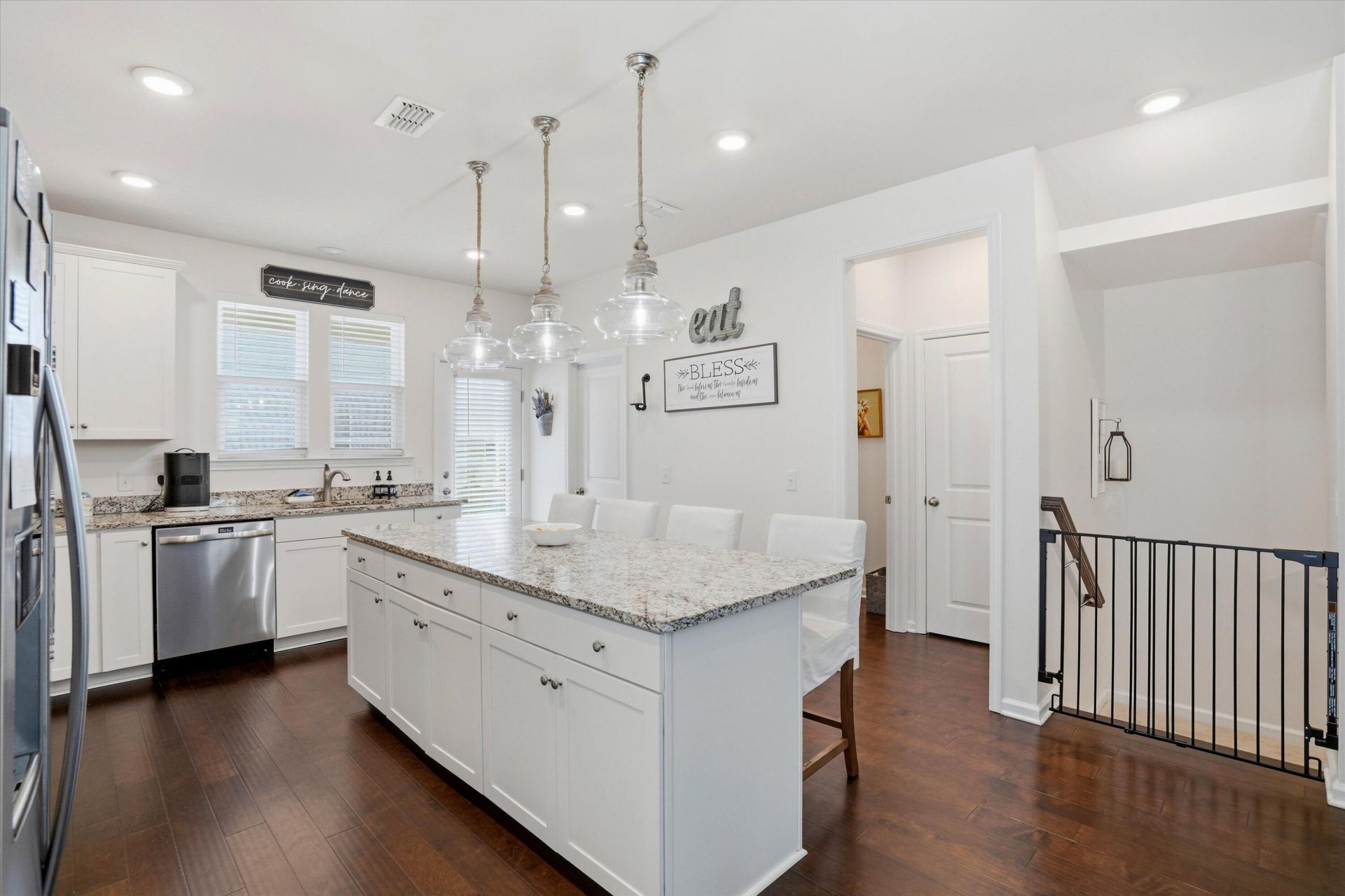 137 Rowans Creek Drive Photo 8