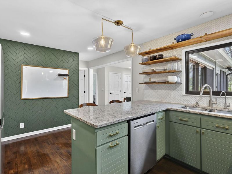 5084 Olentangy River Road, Columbus, OH 43214 Photo 25