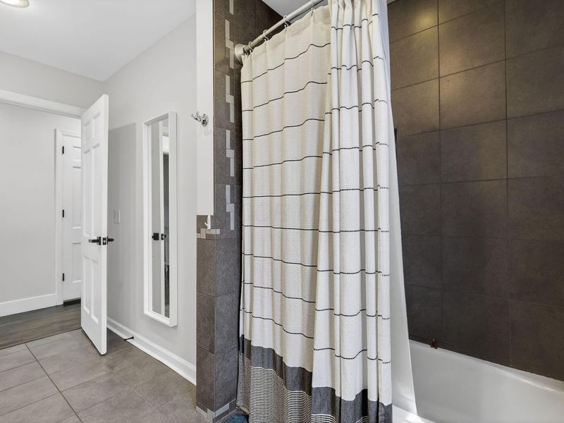 5084 Olentangy River Road, Columbus, OH 43214 Photo 46