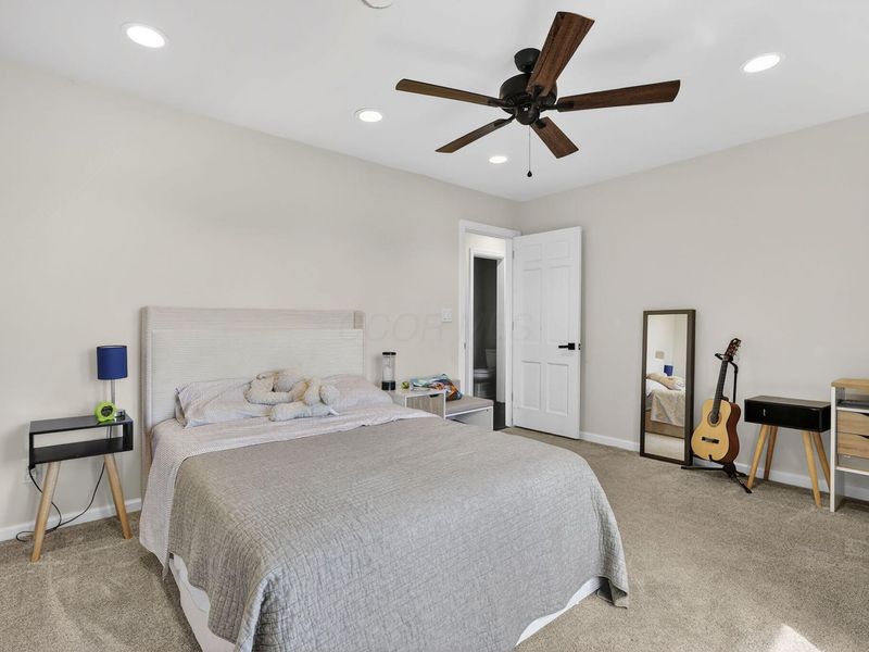 5084 Olentangy River Road, Columbus, OH 43214 Photo 48