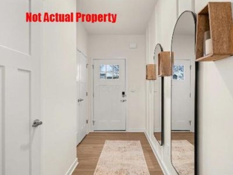 5939 MORRISSEY Street , Columbus, OH 43232 Photo 3