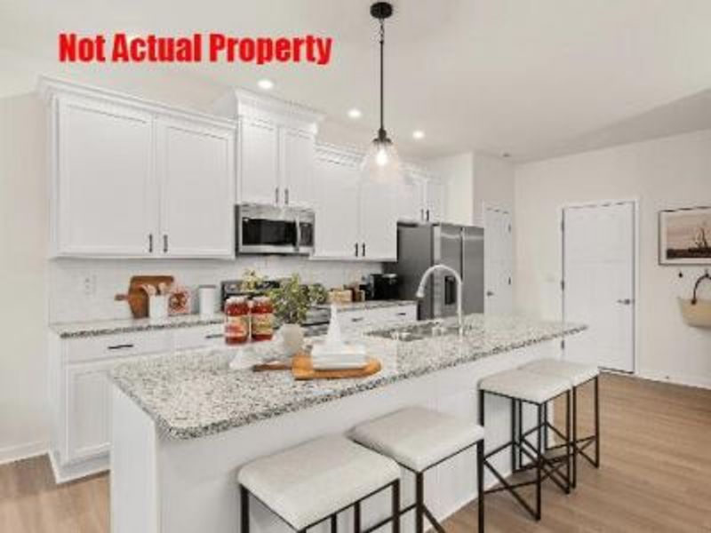 5939 MORRISSEY Street , Columbus, OH 43232 Photo 6