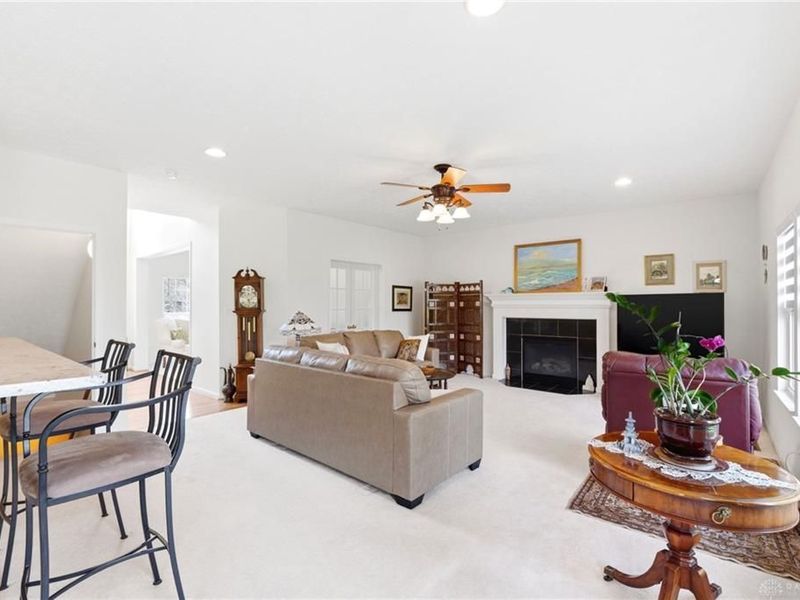 1922 Bellbrook Woods Court, Bellbrook, OH 45305 Photo 14