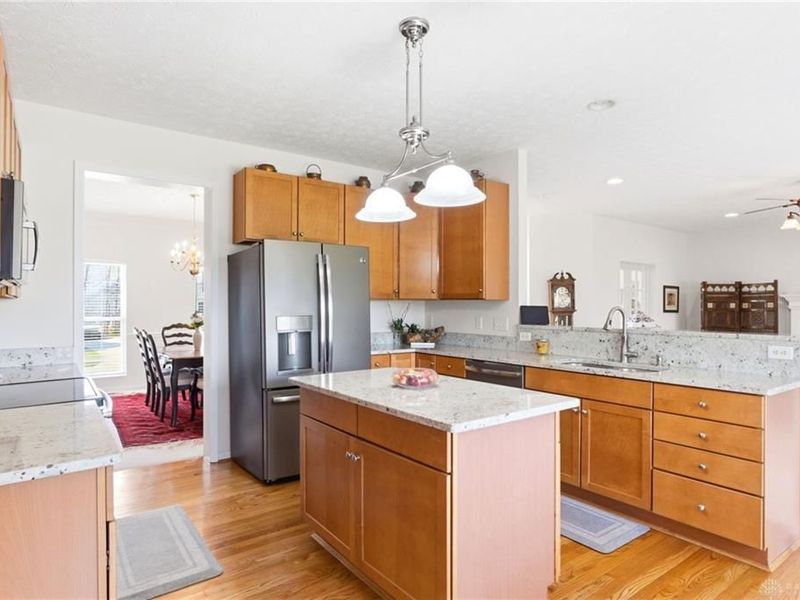 1922 Bellbrook Woods Court, Bellbrook, OH 45305 Photo 20