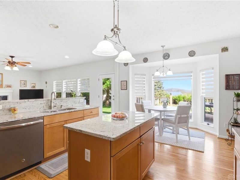 1922 Bellbrook Woods Court, Bellbrook, OH 45305 Photo 23