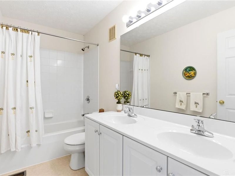 1922 Bellbrook Woods Court, Bellbrook, OH 45305 Photo 39