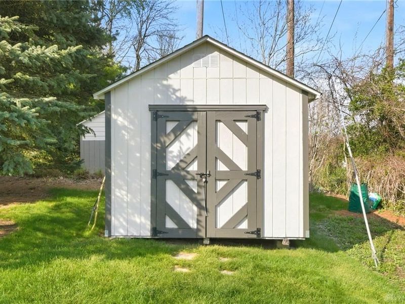 1922 Bellbrook Woods Court, Bellbrook, OH 45305 Photo 71