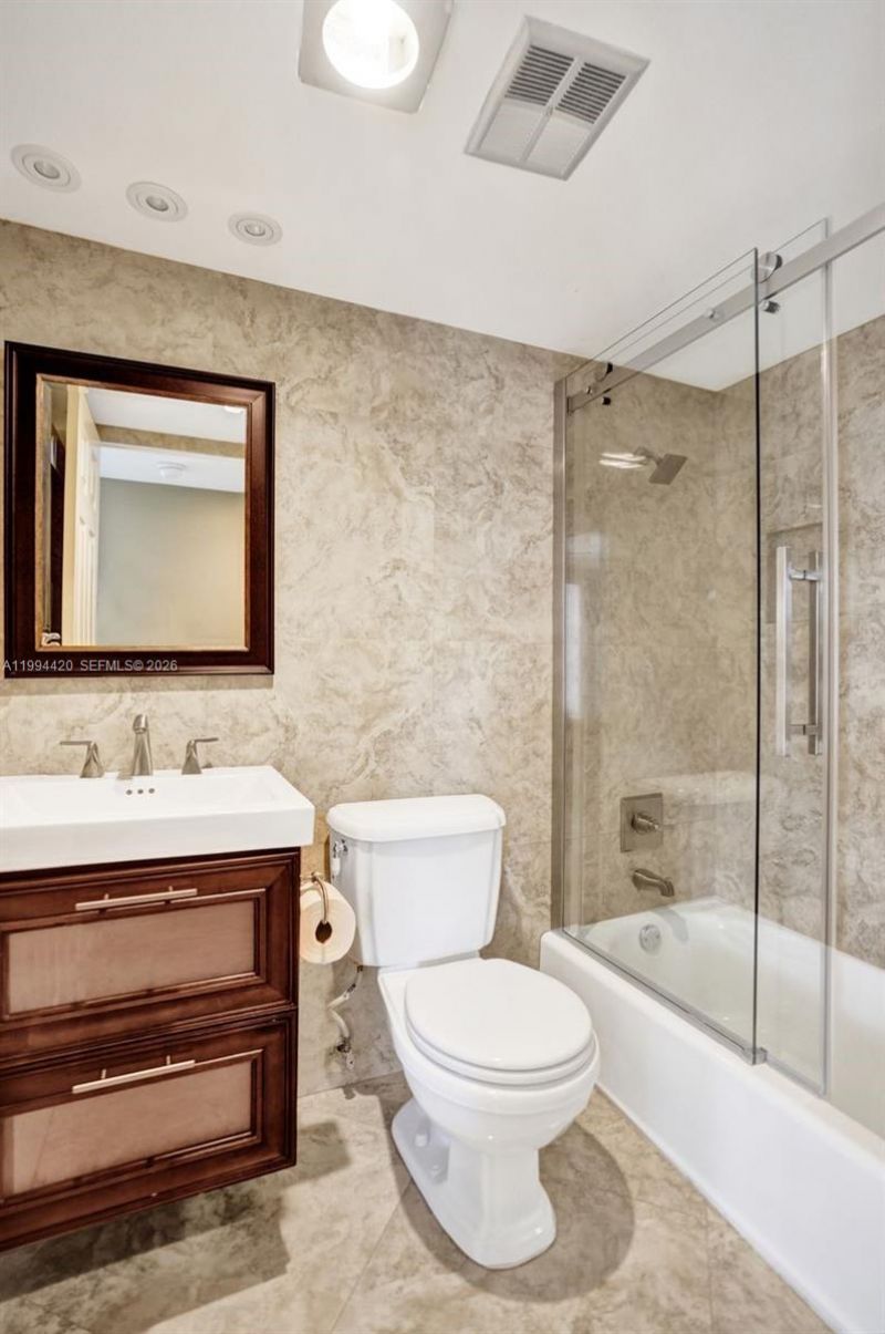 1578 S Ocean Ln , Unit 214, Fort Lauderdale, FL 33316 Photo