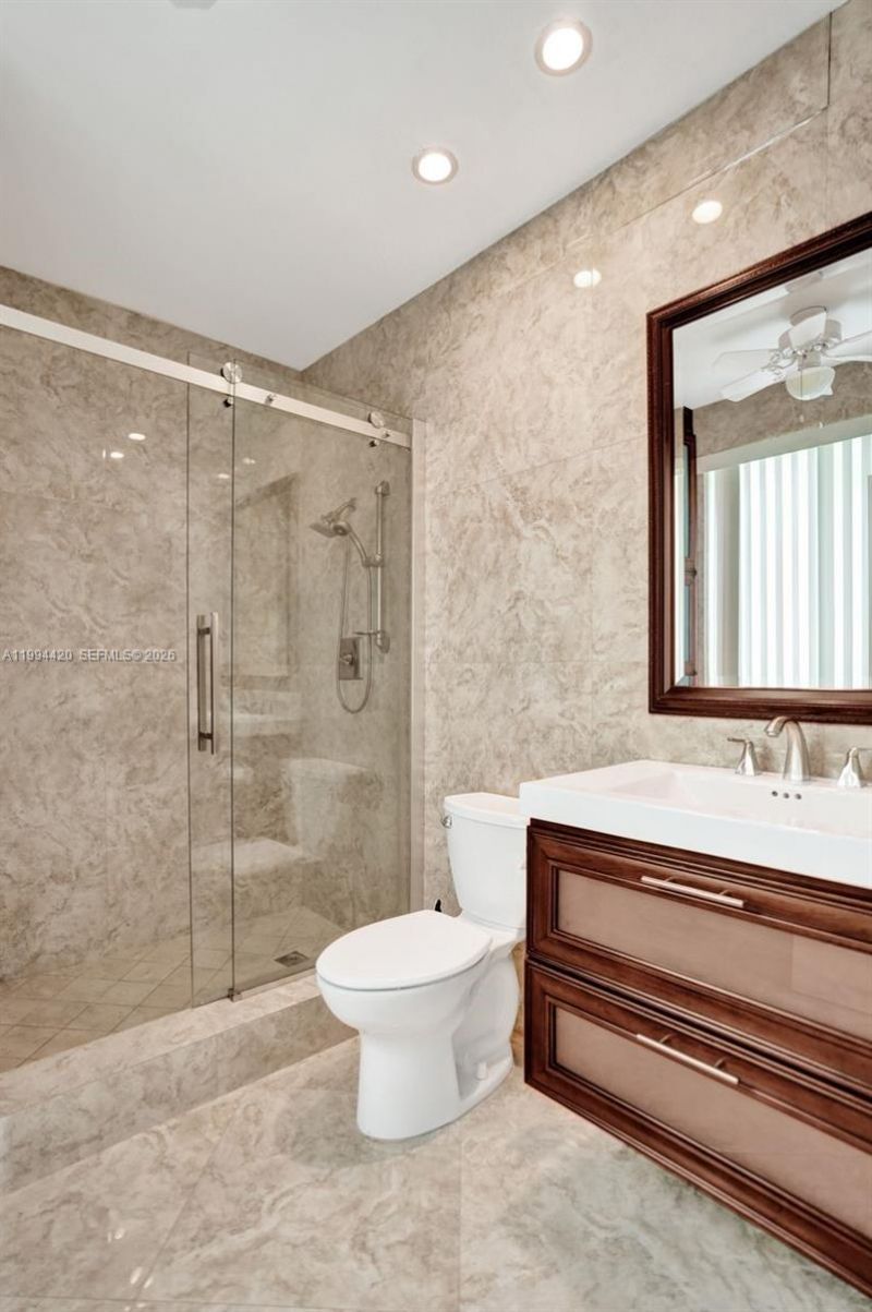 1578 S Ocean Ln , Unit 214, Fort Lauderdale, FL 33316 Photo