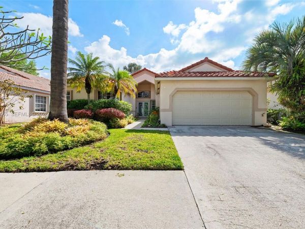 380 Cameron Dr , Weston, FL 33326