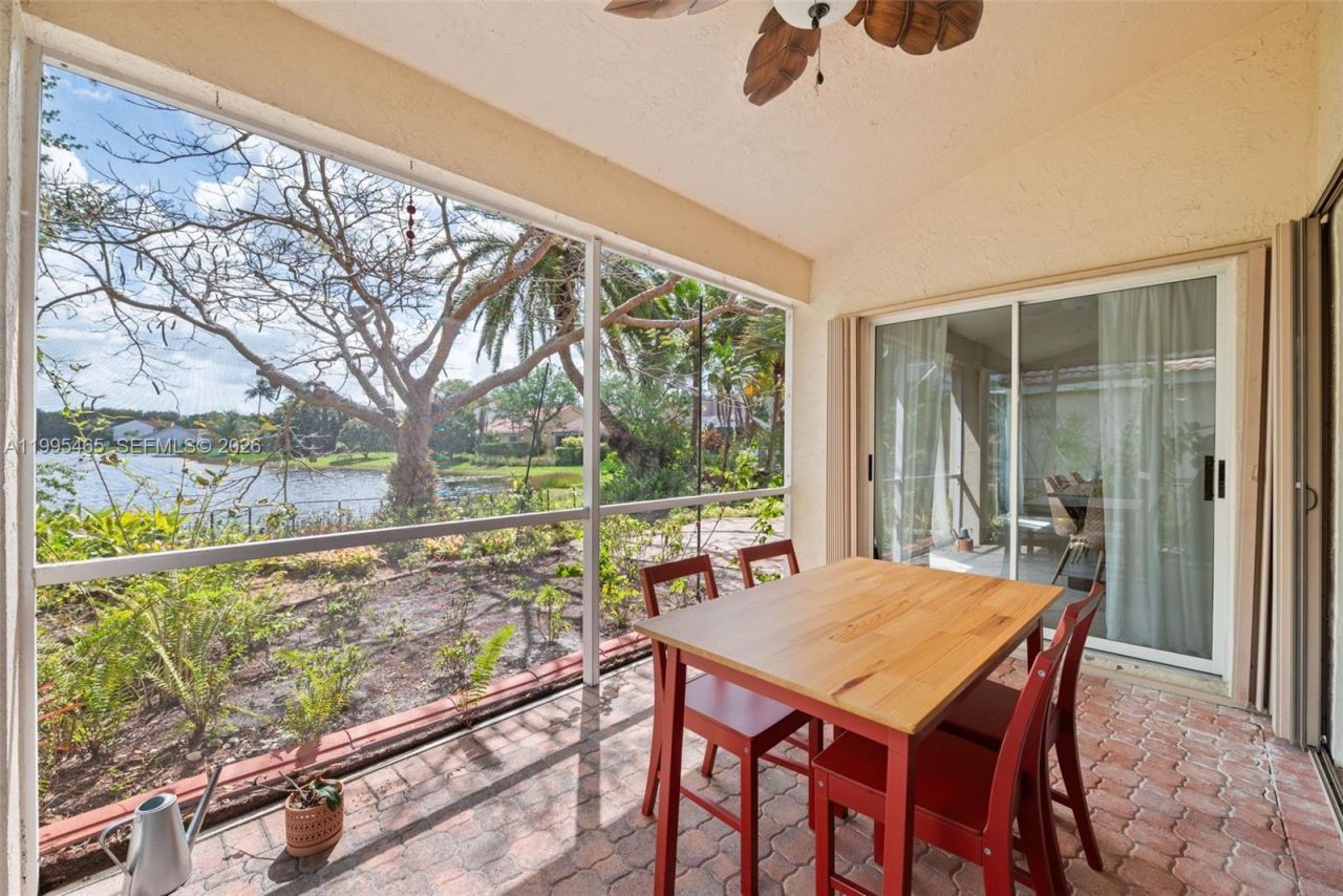 380 Cameron Dr, Weston, FL 33326 Photo