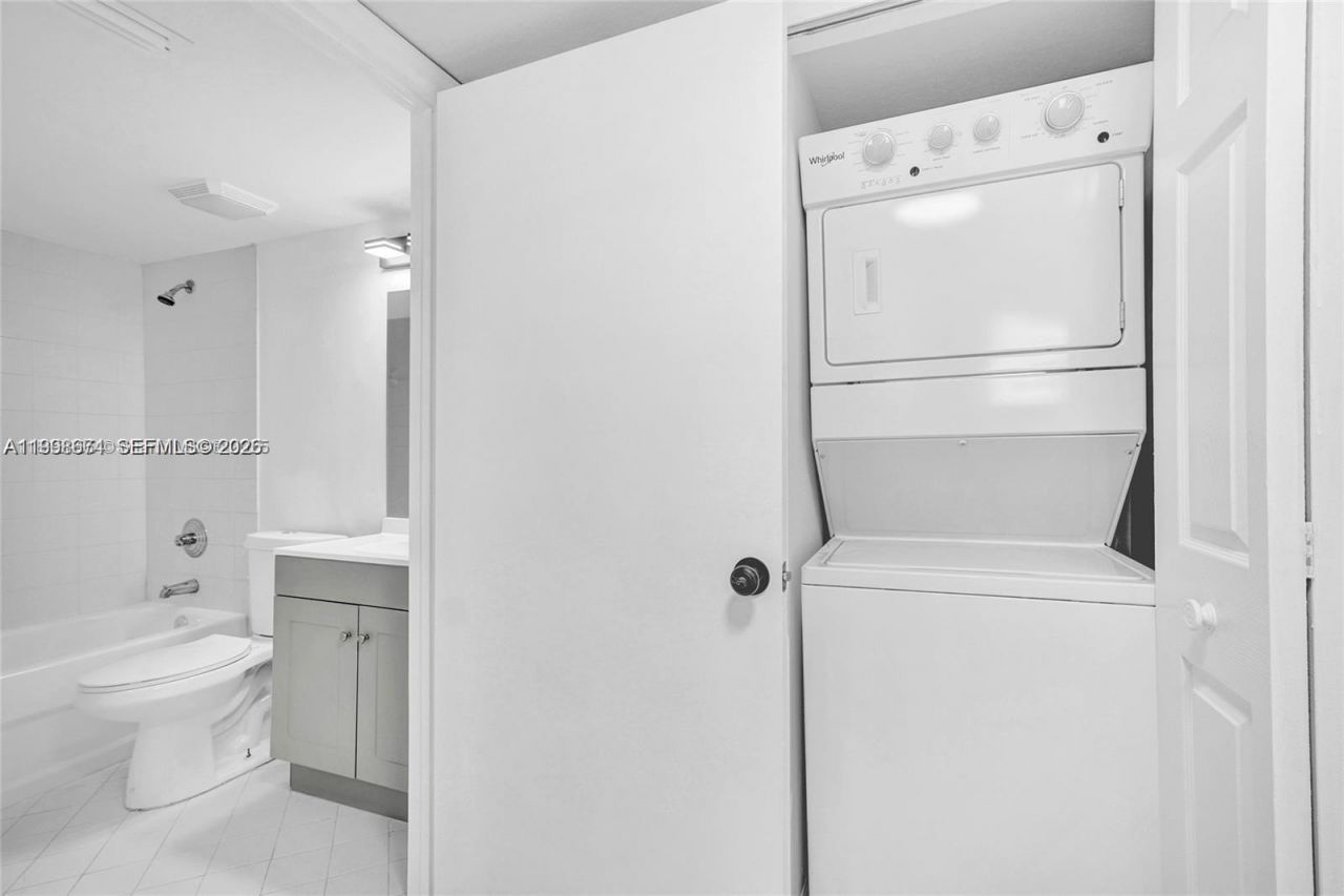 3398 NE 9th Dr, Unit 104, Homestead, FL 33033 Photo