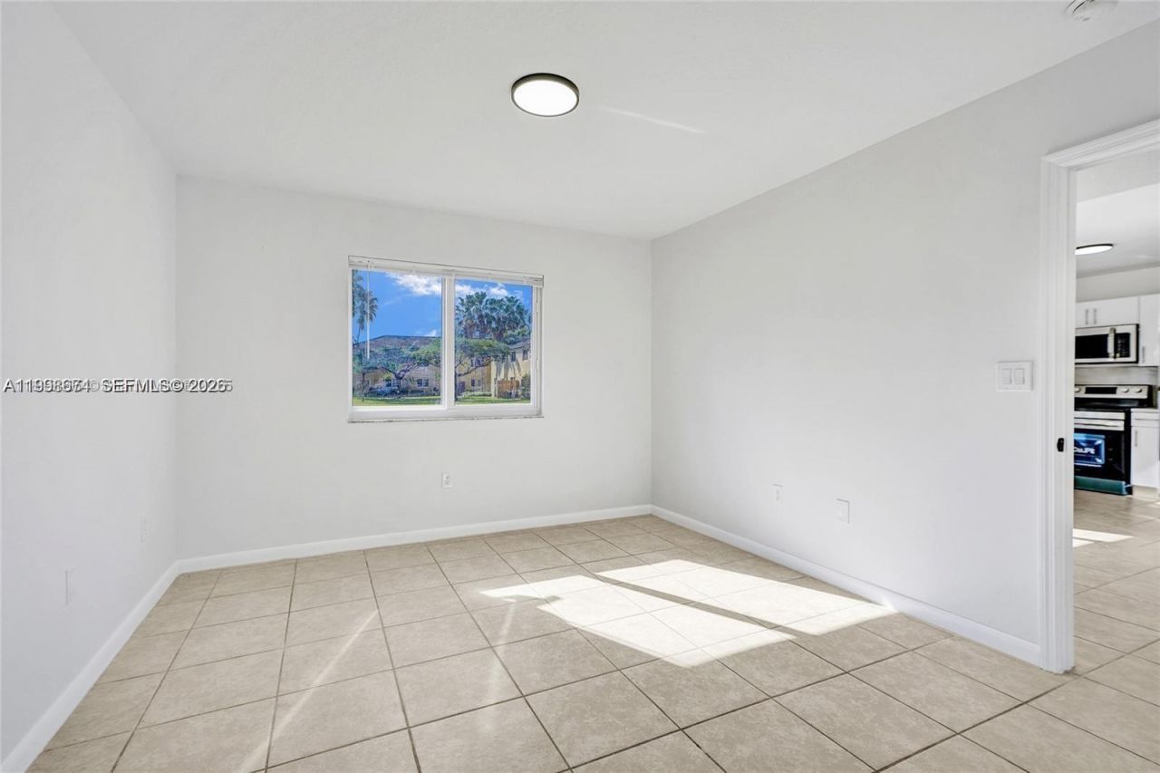 3398 NE 9th Dr, Unit 104, Homestead, FL 33033 Photo