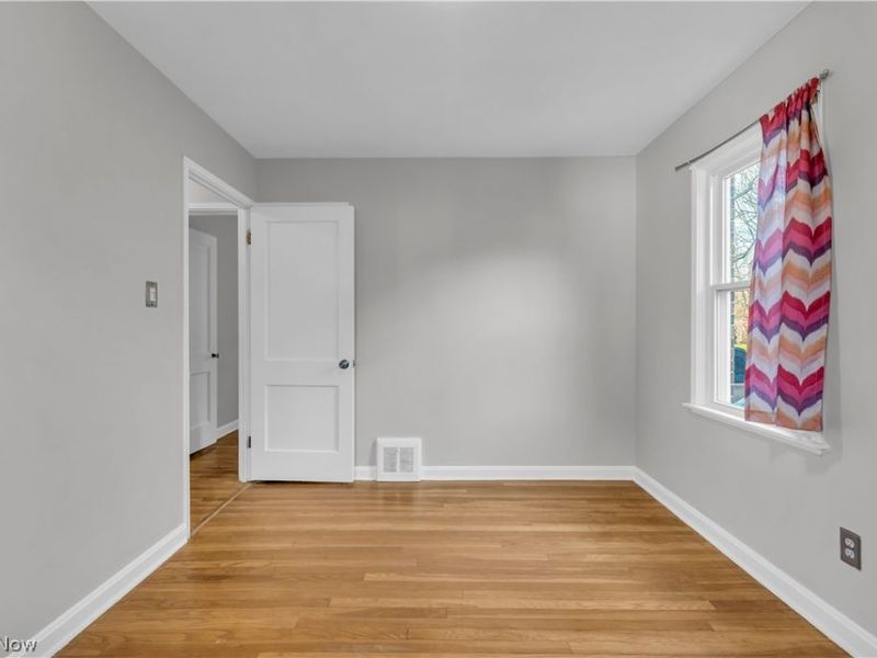 14721 Harley Avenue, Cleveland, OH 44111 Photo 14