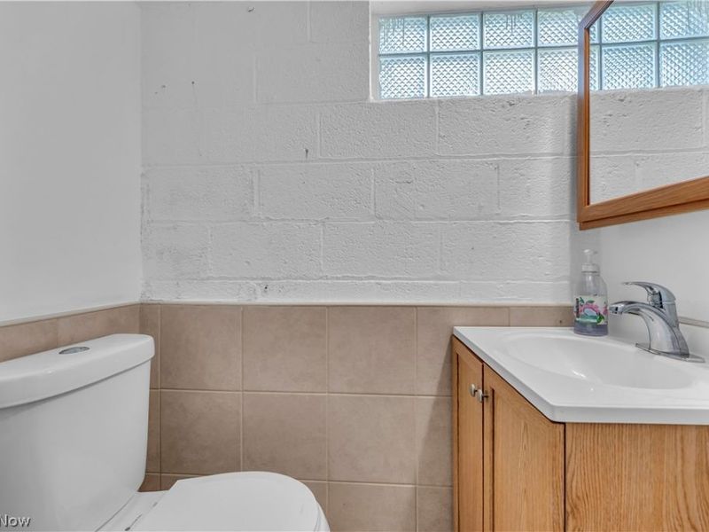 14721 Harley Avenue, Cleveland, OH 44111 Photo 19