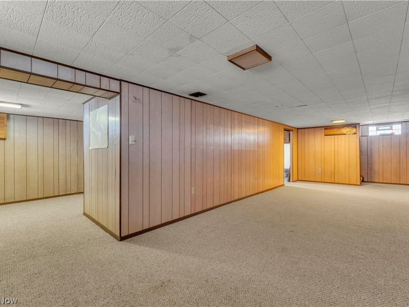 14721 Harley Avenue, Cleveland, OH 44111 Photo 22