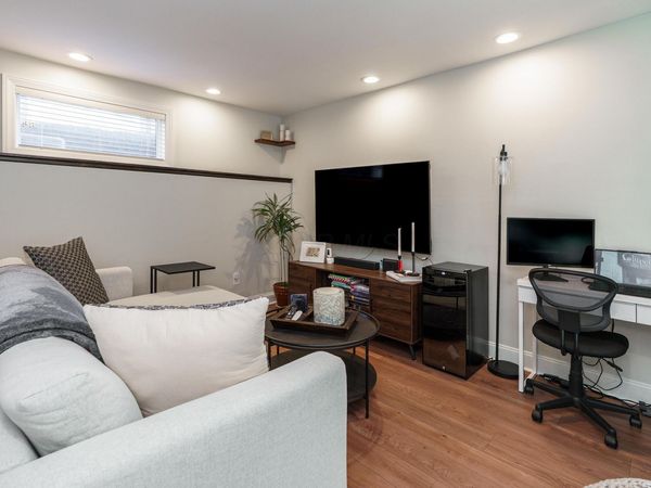 285 Lear Street, Unit 4, Columbus, OH 43206