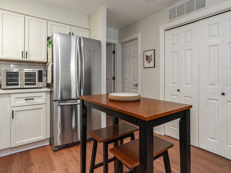 285 Lear Street, Unit 4, Columbus, OH 43206 Photo 12