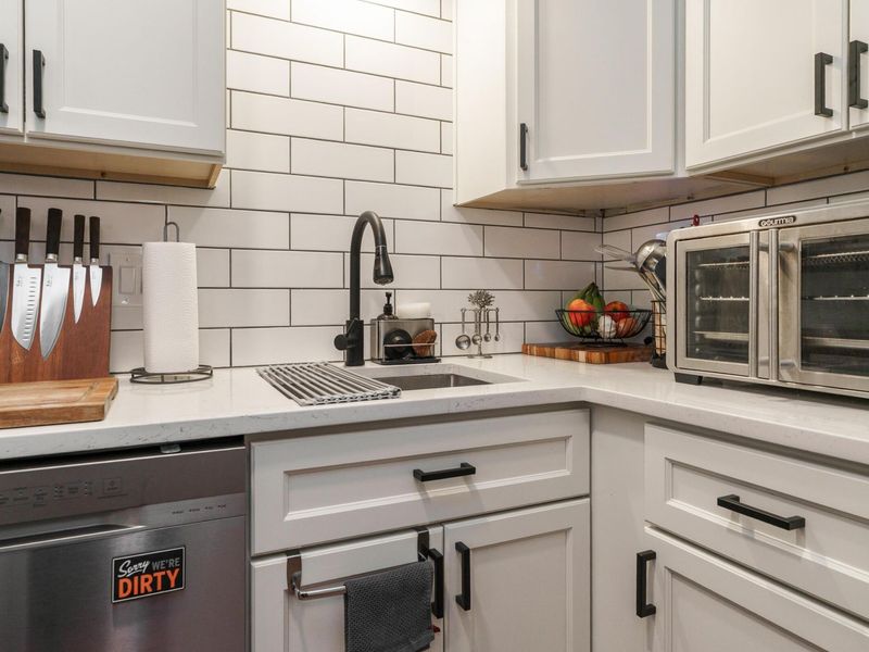 285 Lear Street, Unit 4, Columbus, OH 43206 Photo 13