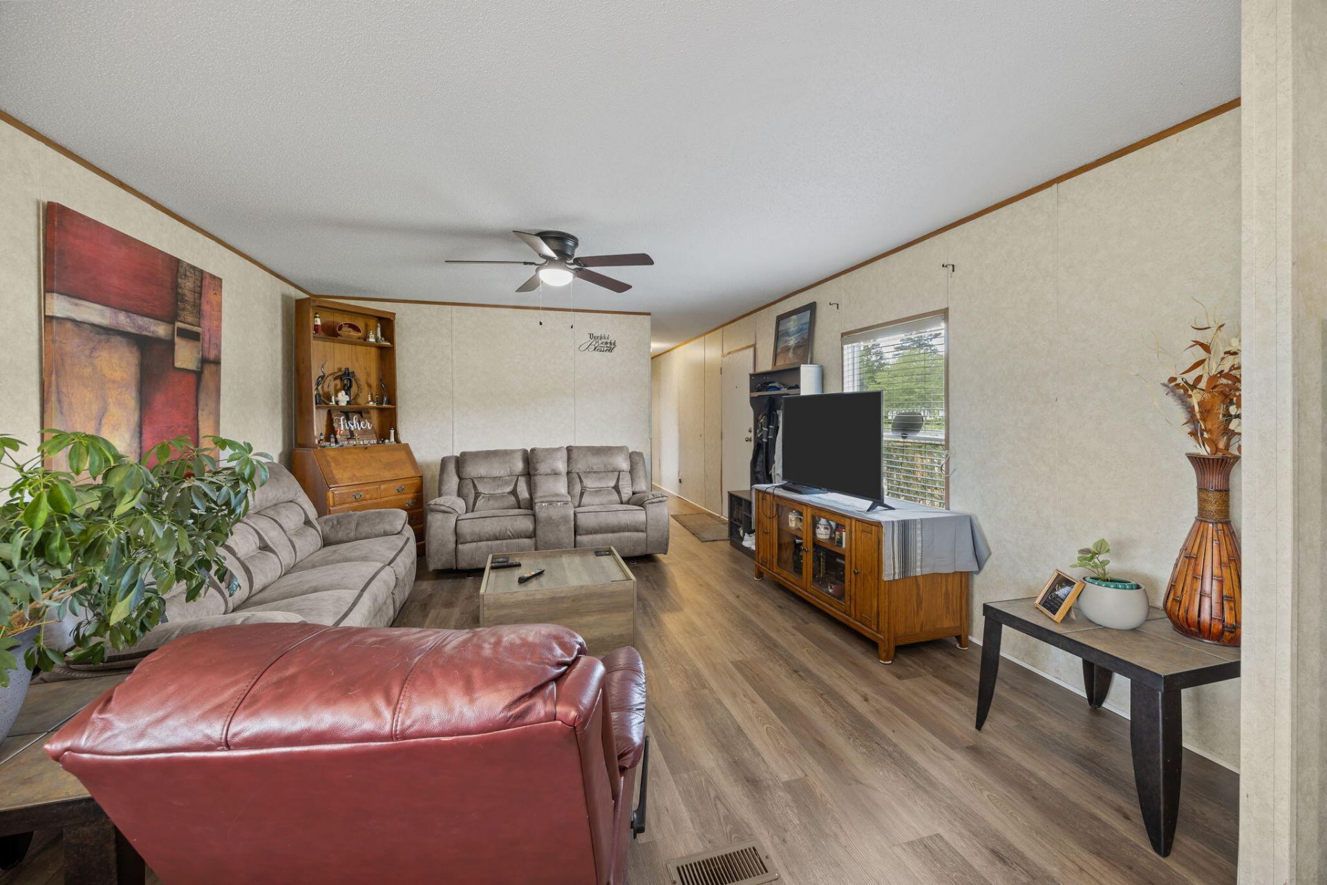 1442 Poplar Hill Drive Photo 7