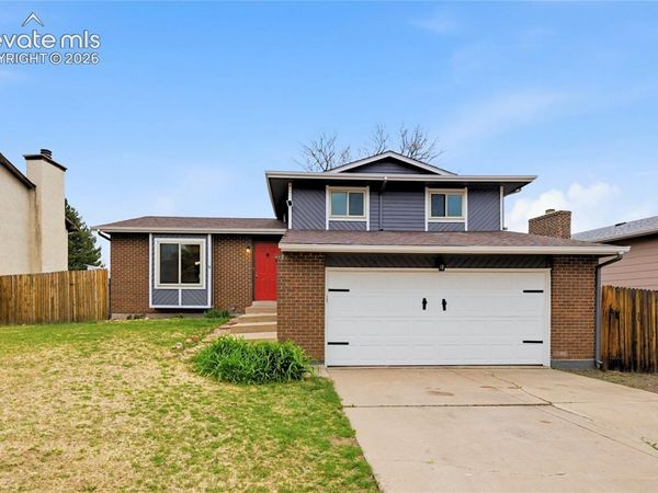 912 Amsterdam Drive, Colorado Springs, CO 80907