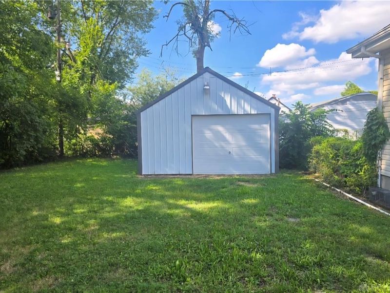 4537 Laurel Drive, Dayton, OH 45417 Photo 3