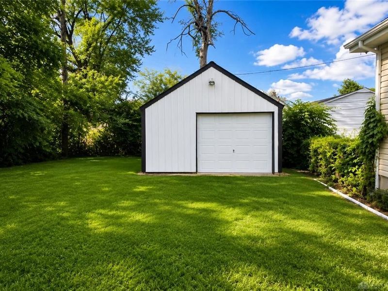 4537 Laurel Drive, Dayton, OH 45417 Photo 6