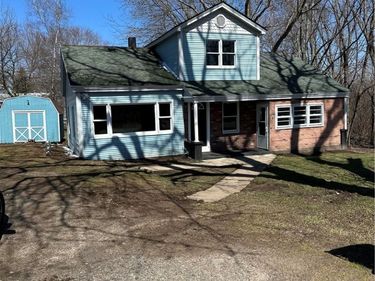 1204 Middle Road, Oswego, NY 13126