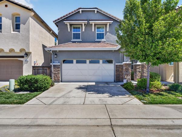 8347 Frontera, Sacramento, CA 95829