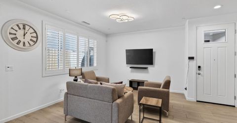 8347 Frontera, Sacramento, CA 95829 Photo