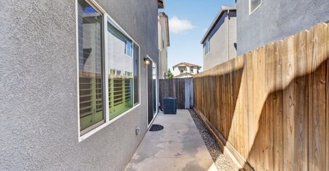 8347 Frontera, Sacramento, CA 95829 Photo