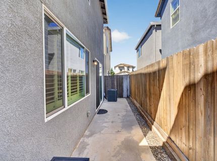 8347 Frontera, Sacramento, CA 95829 Photo