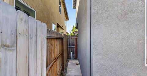 8347 Frontera, Sacramento, CA 95829 Photo