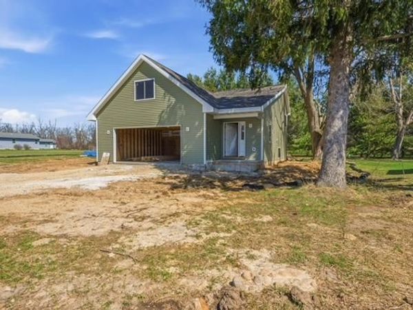 308 2nd Street, Brooklyn, WI 53521