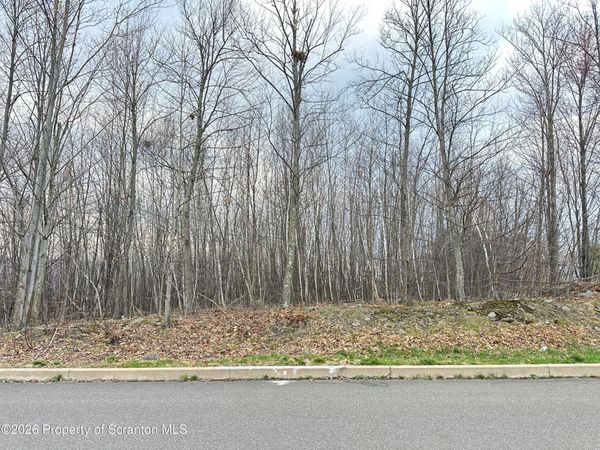Lot 17 Glenmaura Drive, Moosic, PA 18507