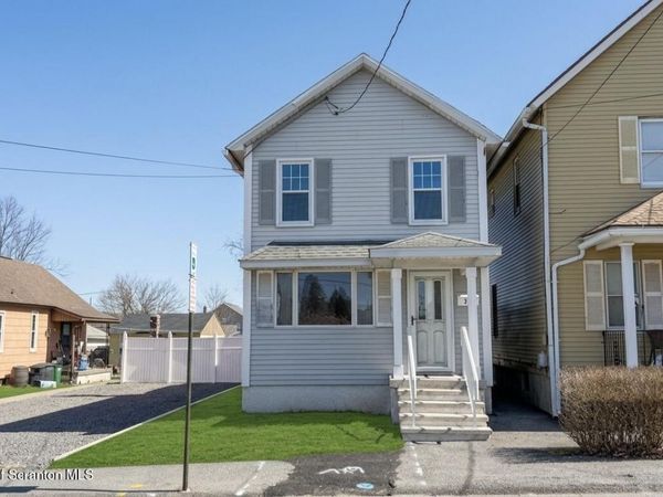 313 Dolph Street, Jessup, PA 18434