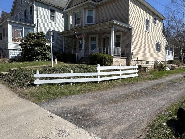 54 1/2 Canaan Street, Carbondale, PA 18407