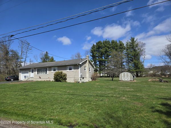 32 Gooserun Road, Tunkhannock, PA 18657