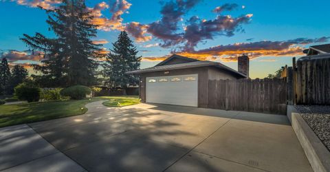 1970 Royal Drive, Reno, NV 89503 Photo