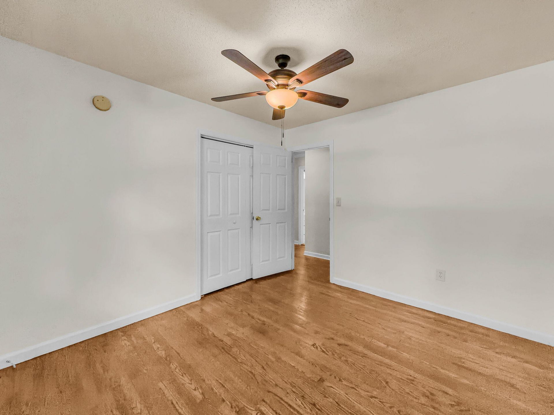 3627 Barton Street Photo 12