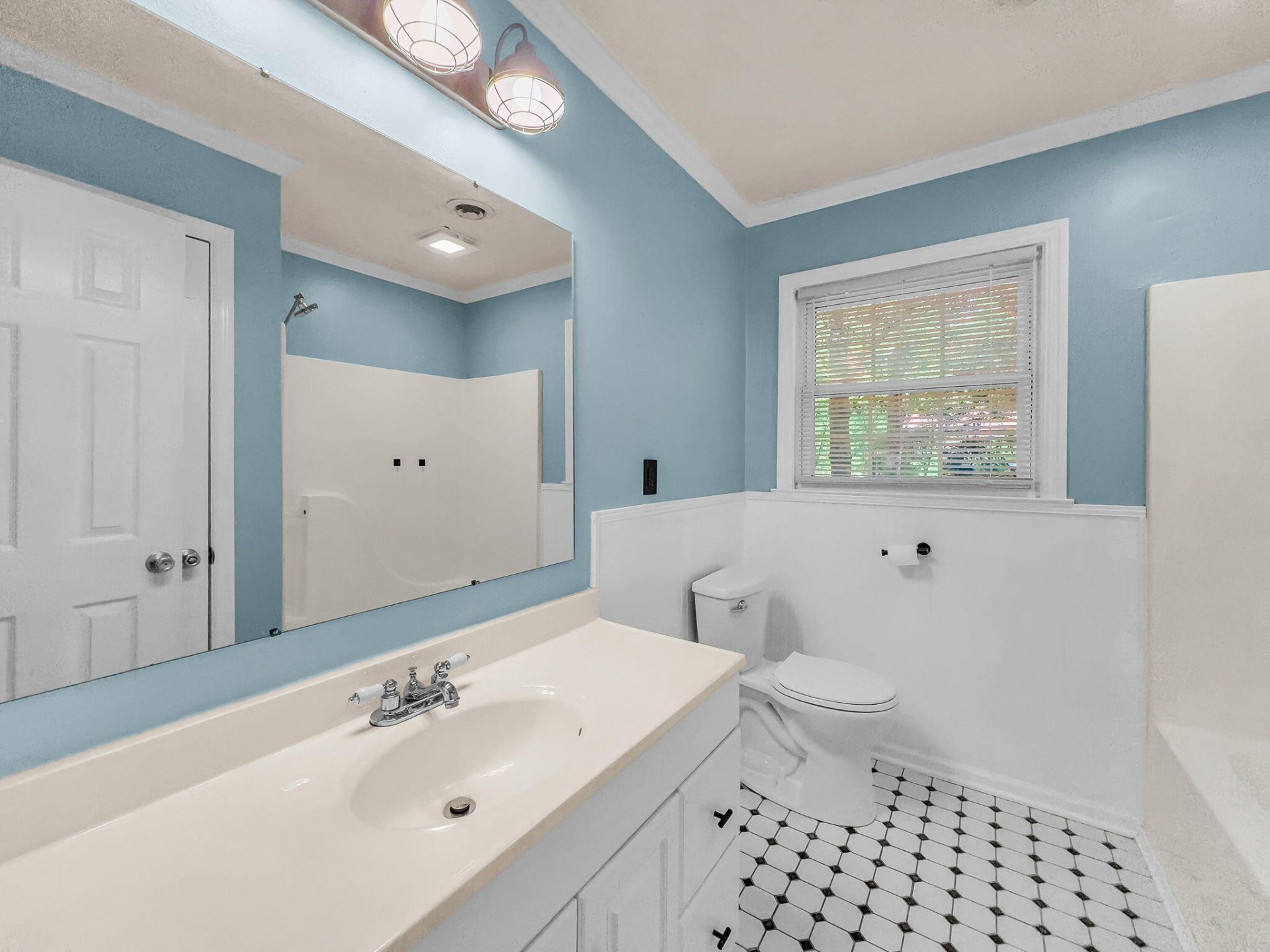 3627 Barton Street Photo 18