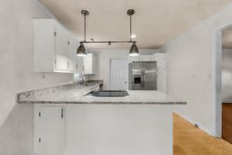 3627 Barton Street photo 4