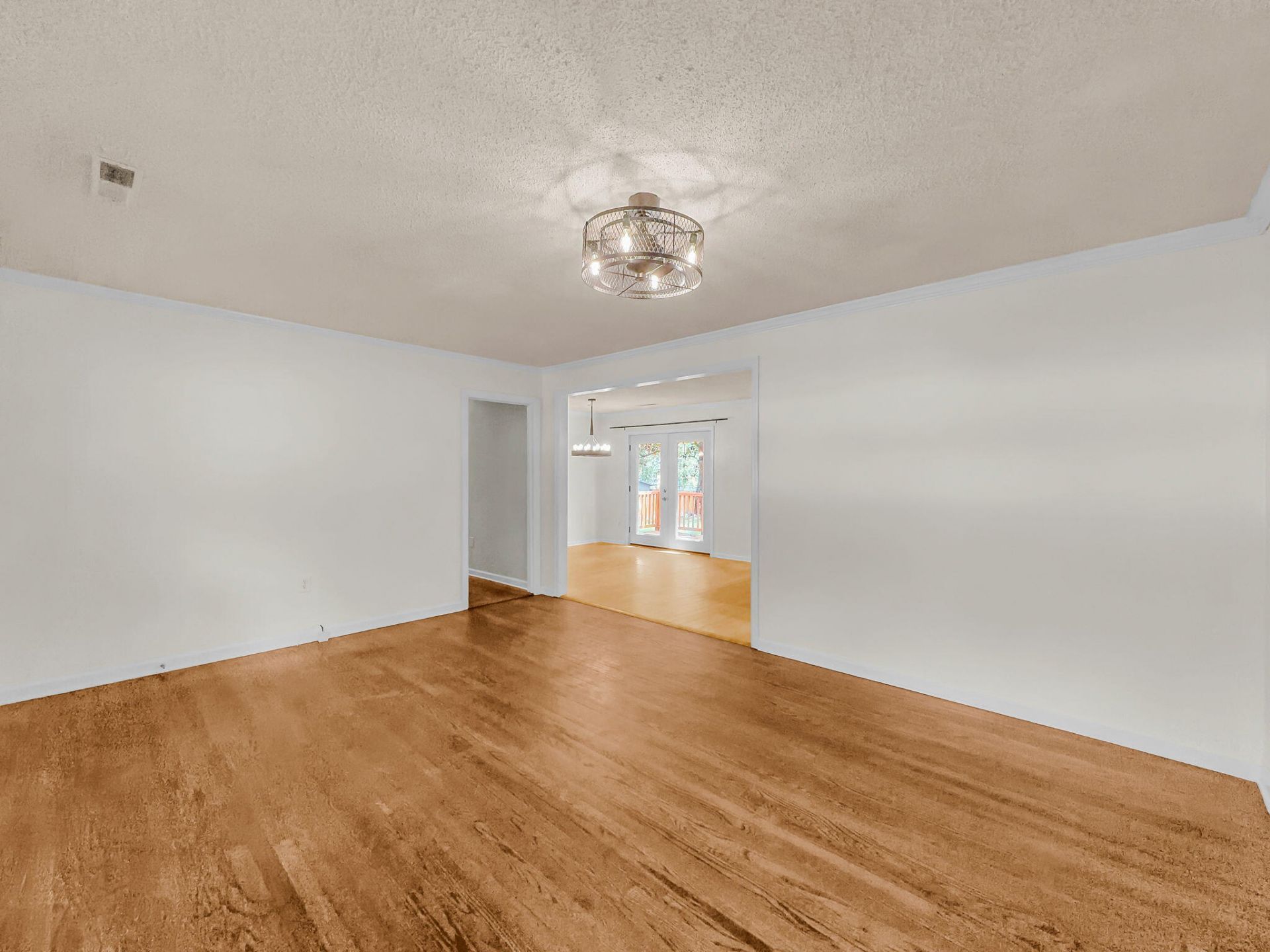 3627 Barton Street Photo 6