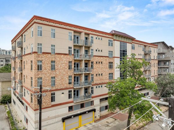 711 W 26th ST, Unit 303, Austin, TX 78705