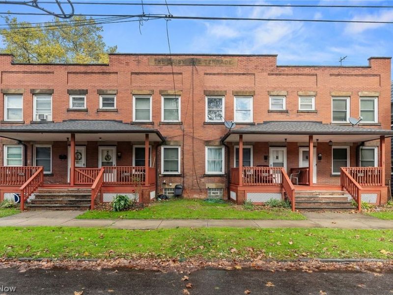 3422 Daisy Avenue, Cleveland, OH 44109 Photo 1