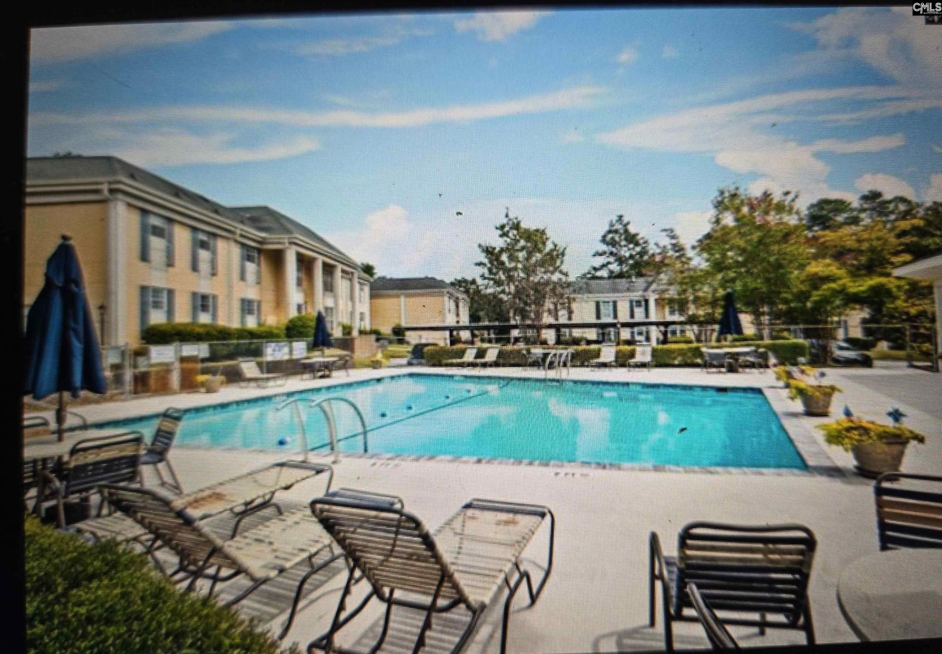 3600 Chateau Drive Photo 19