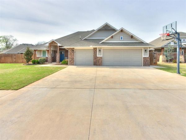 2800 SE 22nd Street, Moore, OK 73160