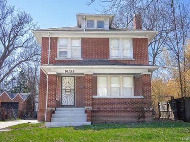 16155 Trinity Street , Detroit, MI 48219